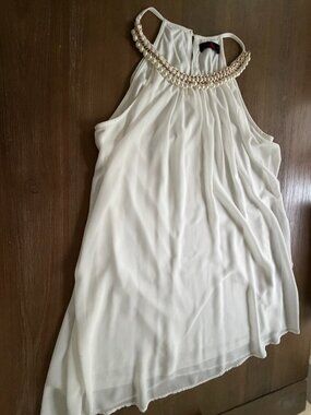 ROBE DE SOIREE COLLIER PERLES
